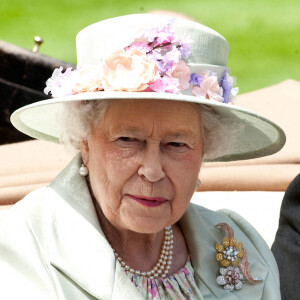 Archives - Le prince Philip, duc d'Edimbourg et la reine Elisabeth II d'Angleterre lors du deuxième jour des courses hippiques à Ascot.
