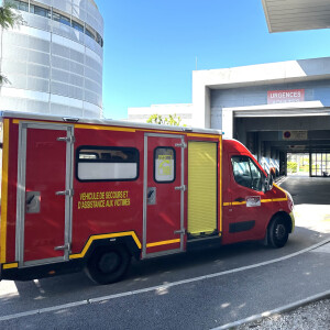 Illustration du CHU de Bordeaux ou le chanteur Kendji Girac est hospitalisé le 22 avril 2024. © Patrick Bernard/Bestimage
