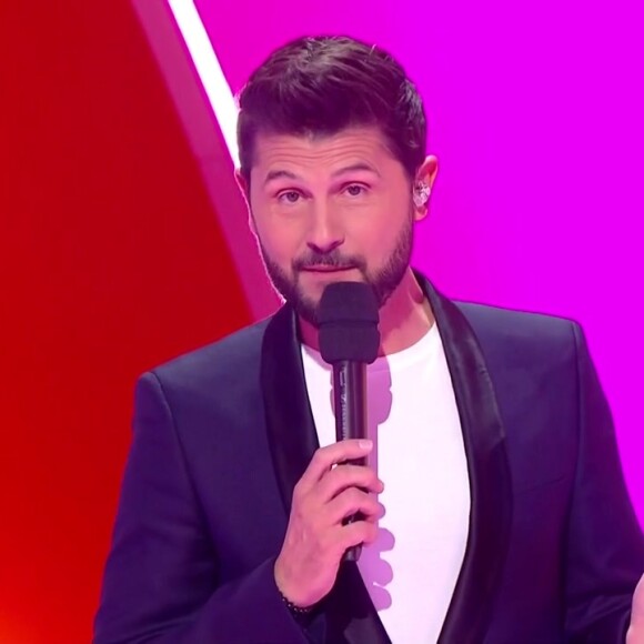 TF1 a lancé Secret Story 2024 le mardi 23 avril
Christophe Beaugrand sur le plateau de Secret Story