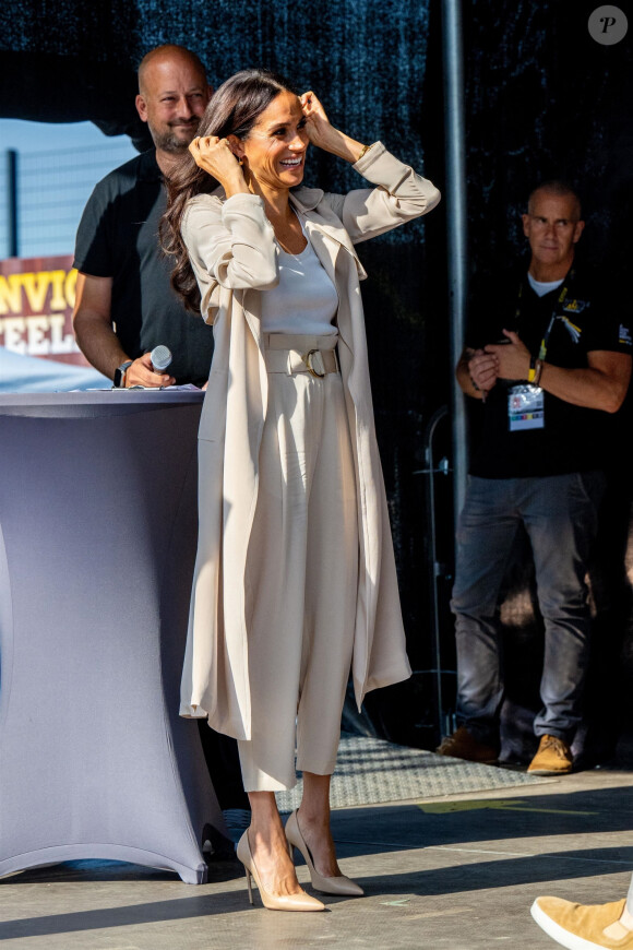 Dusseldorf, ALLEMAGNE - Le prince Harry, duc de Sussex, et Meghan Markle, duchesse de Sussex, lors de la septième journée des Invictus Games 2023 au Merkur Spiel-Arena à Dusseldorf.