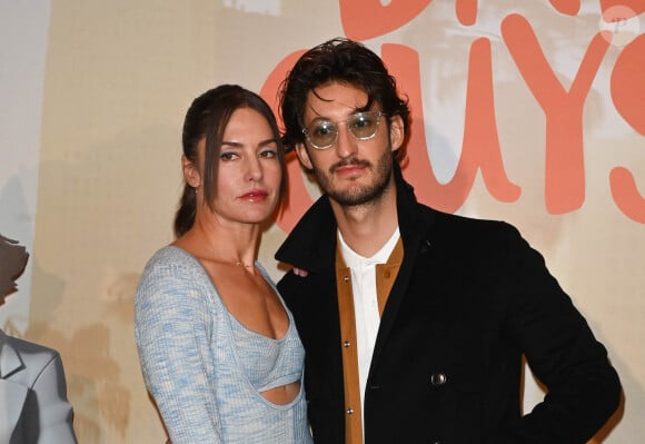 Natasha Andrews et son mari Pierre Niney - Avant-première du film "Les Bad Guys" au cinéma Publicis à Paris. Le 1er avril 2022 © Coadic Guirec / Bestimage 