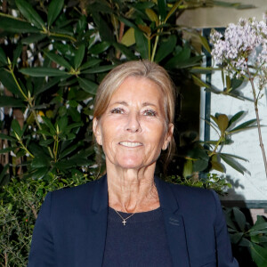 "Dans le domaine sentimental, j'ai toujours été une passionnée, assez entière, un peu dans une forme de quête d'absolu... Donc, un peu vouée à l'échec et désespérée", indique-t-elle.
Claire Chazal (pdte jury 2024) - Remise du prix littéraire "Closerie des Lilas" à la Closerie des Lilas, à Paris le 25 avril 2024. © Christophe Clovis / Bestimage