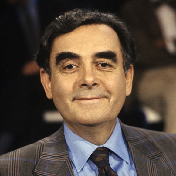 Bernard Pivot sur un plateau de télévision en septembre 1988. © Michel Croizard via Bestimage