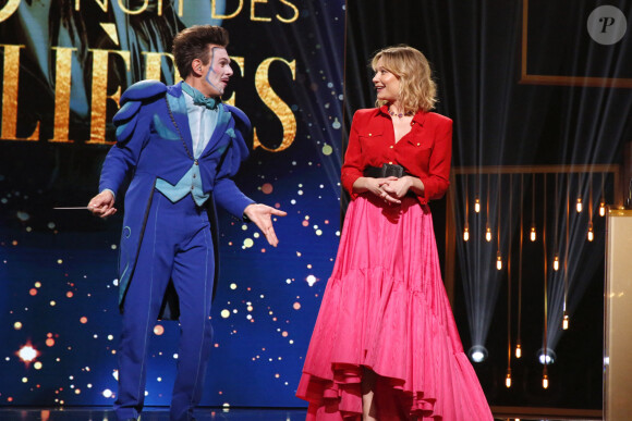 Laurent Arcaro et Caroline Vigneaux - 35ème cérémonie des Molières aux Folies Bergère à Paris, France, le 6 Mai 2024. © Bertrand Rindoff / Bestimage