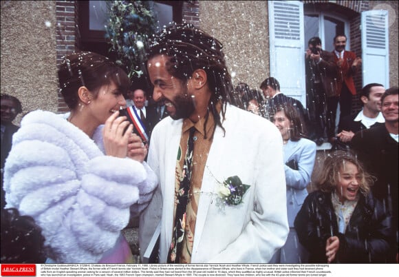 Christophe Guibbaud/ABACA. Château de Brecourt-France, 11 février 1995. Mariage de l'ancienne star du tennis Yannick Noah et de Heather Whyte.