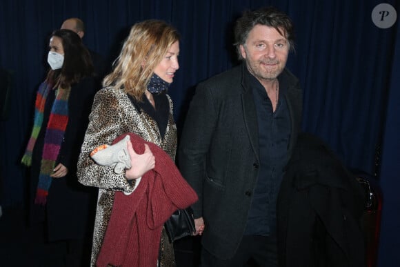 Philippe Lellouche et son épouse Vanessa Boisjean assistent à la première de "L'amour c'est mieux que la vie" qui se tient à l'UGC Normandie, à Paris, le 17 janvier 2022. Photo par Jerome Domine/ABACAPRESS.COM