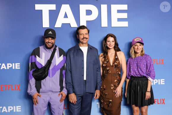 Hakim Jemili, Laurent Lafitte, Joséphine Japy et Camille Chamoux - Avant-première Netflix de la série "Tapie" à l'UGC Normandie Paris le 11 septembre 2023. © Coadic Guirec/Bestimage