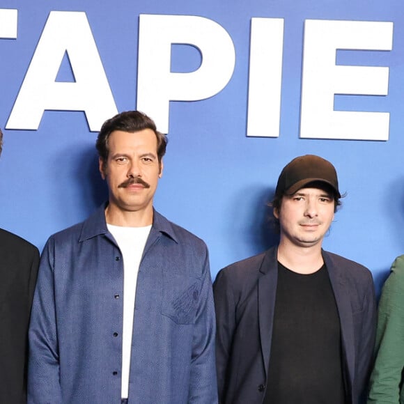 Bruno Nahon, Tristan Séguéla, Laurent Lafitte, Olivier Demangel, Guest et Joséphine Japy - Avant-première Netflix de la série "Tapie" à l'UGC Normandie Paris le 11 septembre 2023. © Coadic Guirec/Bestimage