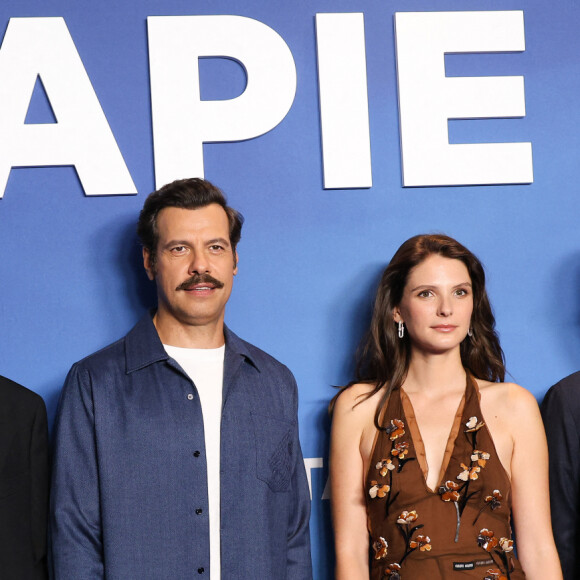 Tristan Séguéla, Laurent Lafitte, Joséphine Japy et Olivier Demange - Avant-première Netflix de la série "Tapie" à l'UGC Normandie Paris le 11 septembre 2023. © Coadic Guirec/Bestimage