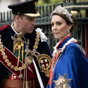 Andy Stenning - Mirrorpix - Sortie de la cérémonie de couronnement du roi d'Angleterre à l'abbaye de Westminster de Londres Le prince William, prince de Galles, et Catherine (Kate) Middleton, princesse de Galles lors de la cérémonie de couronnement du roi d'Angleterre à Londres, Royaume Uni, le 6 mai 2023. 