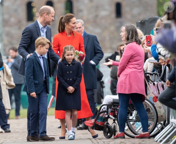 Le prince William, duc de Cambridge, et Catherine (Kate) Middleton, duchesse de Cambridge, accompagnés de leurs enfants, le prince George de Cambridge et la princesse Charlotte de Cambridge en visite au château de Cardiff, Royaume Uni, le 4 juin 2022, à l'occasion du jubilé de platine de la reine d'Angleterre. 