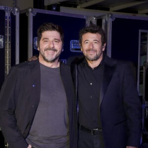 Exclusif - Patrick Fiori, Patrick Bruel - Backstage de l'enregistrement de l'émission de télévision "Le Grand Concert des Régions : Ici c'est Aix en Provence", à l'Arena du Pays d'Aix, présentée par L.Luyat et L.Thilleman, et diffusée le 17 mai sur France 3. Le 30 avril 2024. © Bruno Bebert-Jack Tribeca / Bestimage