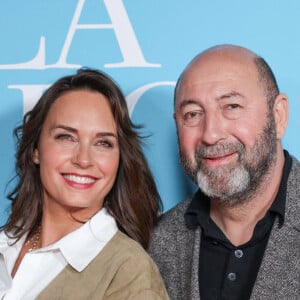 Kad Merad, Julia Vignali assistant à la première du film La Vie Pour De Vrai tenue au Pathe Wepler, à Paris, France le 18 avril 2023. Photo par David Boyer/ABACAPRESS.COM