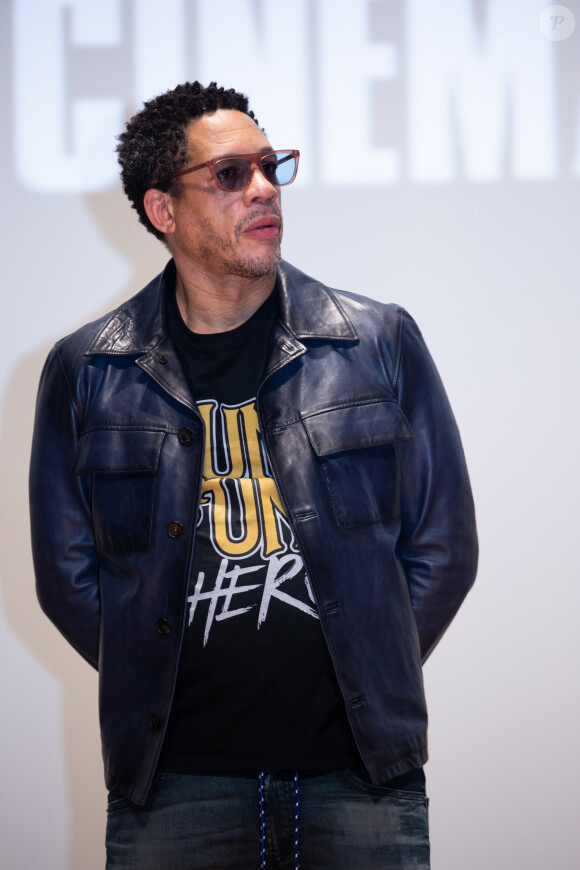 L'acteur a accordé plusieurs interviews à cette occasion dont une à 50 minute Inside face à Isabelle Ithurburu. 
JoeyStarr lors du photocall de l'avant-première du film " Surprêmes" au Bozar (Palais des beaux-arts de Bruxelles) à Bruxelles en Belgique le 18 novembre 2021.