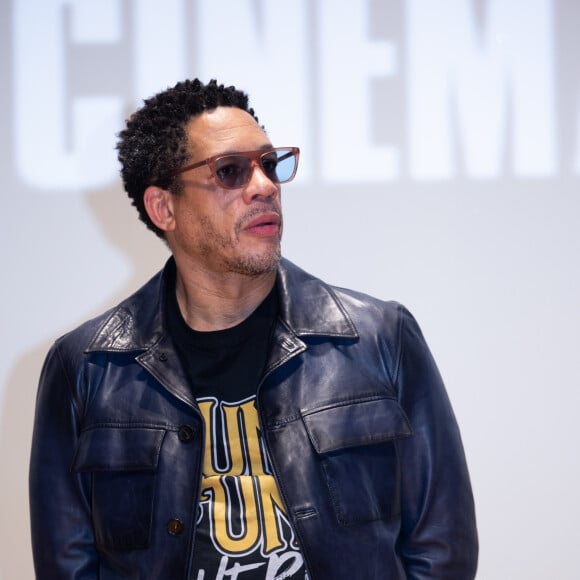 L'acteur a accordé plusieurs interviews à cette occasion dont une à 50 minute Inside face à Isabelle Ithurburu. 
JoeyStarr lors du photocall de l'avant-première du film " Surprêmes" au Bozar (Palais des beaux-arts de Bruxelles) à Bruxelles en Belgique le 18 novembre 2021.