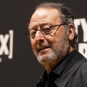 Au cours de sa vie, l'acteur de 75 ans a été père de six enfants de trois mariages différents
 
Jean Reno - People au gala "Magic of Motown" au Cipriani à New York. Le 10 avril 2024