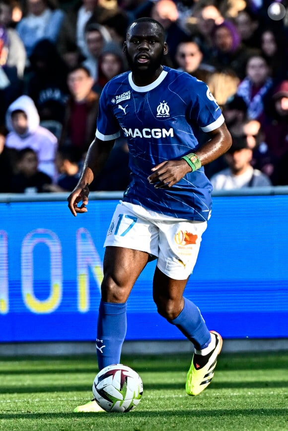 Les Marseillais se sont retrouvés dans une course-poursuite
 
Jean Onana (om) - Match de Ligue 1 Uber Eats "Toulouse - Marseille (2-2)" au Stadium TFC, le 21 avril 2004.