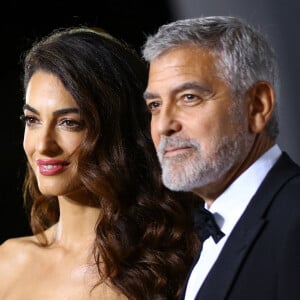 George Clooney est marié à Amal Alamuddin depuis bientôt 10 ans
George Clooney et sa femme Amal Alamuddin Clooney - Photocall de la 2ème édition du gala annuel du musée de l'Académie à l'Academy Museum of Motion Pictures de Los Angeles.