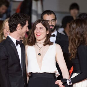 Jérémie Elkaïm, Valérie Donzelli, Anaïs Demoustier - Montée des marches du film "Marguerite & Julien" lors du 68 ème Festival International du Film de Cannes, à Cannes le 19 mai 2015. 