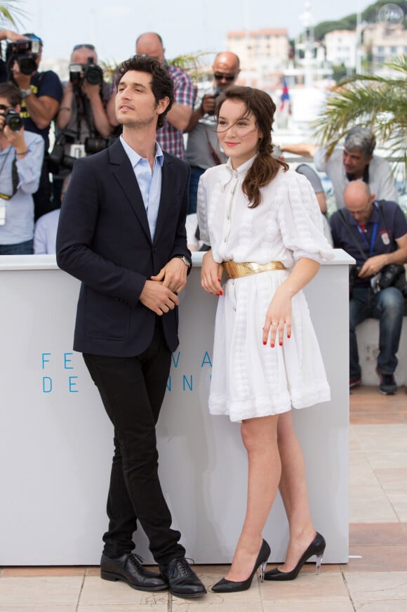 Jérémie Elkaïm, Anaïs Demoustier - Photocall du film "Marguerite & Julien" lors du 68ème festival international du film de Cannes. Le 19 mai 2015. 