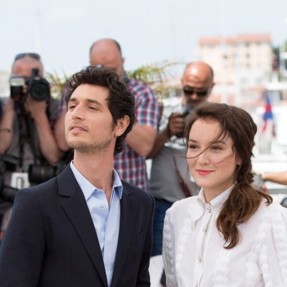 Jérémie Elkaïm, Anaïs Demoustier - Photocall du film "Marguerite & Julien" lors du 68ème festival international du film de Cannes. Le 19 mai 2015. 