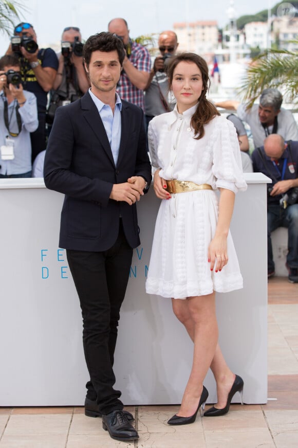 Jérémie Elkaïm, Anaïs Demoustier - Photocall du film "Marguerite & Julien" lors du 68ème festival international du film de Cannes. Le 19 mai 2015. 