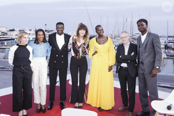 Semi-Exclusif - Léonor Serraille, Camille Diao, Ahmed Sylla, Daphné Burki, Thierry Chèze, Stéphane Bak, Annabelle Lengronne - Dernier plateau de l'émission "Spéciale Cannes" pour Culture Box, lors du 75ème Festival International du Film de Cannes. Le 27 mai 2022 © Jack Tribeca / Bestimage