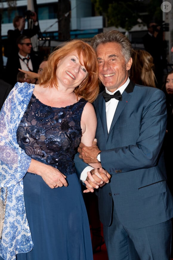 Muriel Mayette-Holtz et son mari Gérard Holtz - Montée des marches du film " Mascarade " lors du 75ème Festival International du Film de Cannes. Le 27 mai 2022 © Cyril Moreau / Bestimage 
