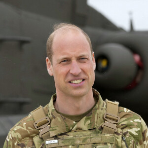 Le roi Charles III d'Angleterre a officiellement transmis à son fils le prince William, prince de Galles, son titre de colonel en chef de l'Army Air Corps, lors d'une visite sur la base militaire de Middle Wallop, le 13 mai 2024.  © Julien Burton / Bestimage