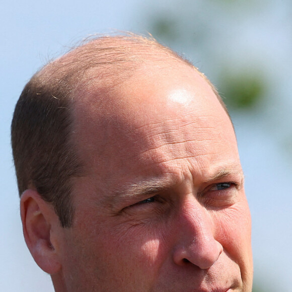 Et c'est toute la famille royale qui est concernée par ces annulations de dernière minute
Le prince William, prince de Galles lors d'une visite sur le site où sera construit le tout premier projet de logement du duché de Cornouailles à Nansledan, Cornouailles, Royaume Uni, le 9 mai 2024. © Toby Melville/Pool/Mirrorpix/Bestimage