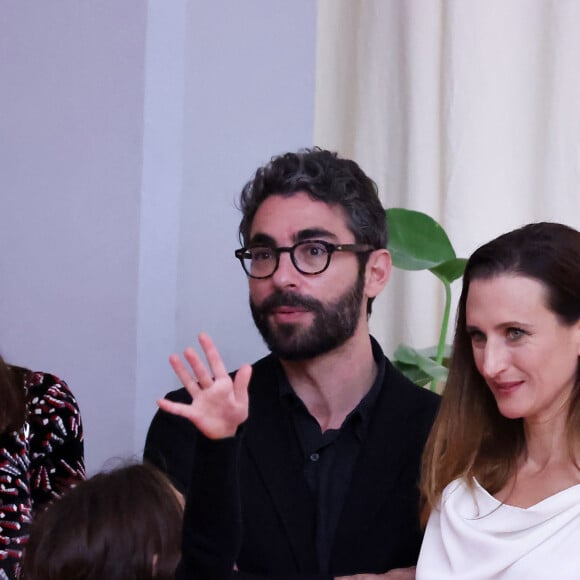 Camille Cottin accompagnée de son compagnon Benjamin Mahon et de leur fille Anna Paloma au photocall de cérémonie de clôture du 20ème Festival International du Film de Marrakech, Maroc, le 2 décembre 2023. © Dominique Jacovides/Bestimage