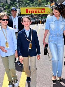 PHOTOS Raphaël Elmaleh très chic au Grand Prix de Monaco, le fils de Charlotte Casiraghi et Gad Elmaleh savoure ce moment