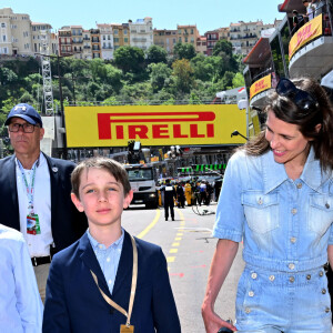 Sacha Casiraghi, Raphaël Elmaleh et Charlotte Casiraghi durant la journée des qualifications du 81ème Grand Prix de Formule 1 de Monaco, le 25 mai 2024. © Bruno Bebert/Bestimage