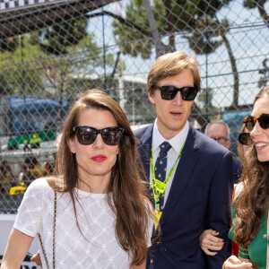 Tatiana Santo Domingo, Andréa Casiraghi, Ben-Sylvester Strautmann, la princesse Alexandra de Hanovre et Charlotte Casiraghi lors du Grand Prix de Formule 1 (F1) de Monaco, le 26 mai 2024. © Bruno Bebert/Pool Monaco/Bestimage