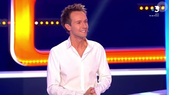 C'est finalement Cyril Féraud qui va reprendre "Tout le monde veut prendre sa place"
Cyril Féraud sur le plateau de "Slam"