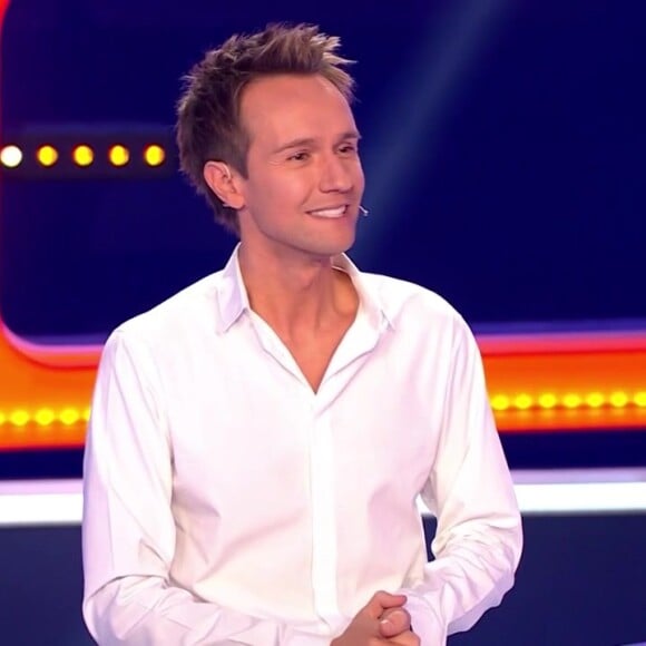 C'est finalement Cyril Féraud qui va reprendre "Tout le monde veut prendre sa place"
Cyril Féraud sur le plateau de "Slam"