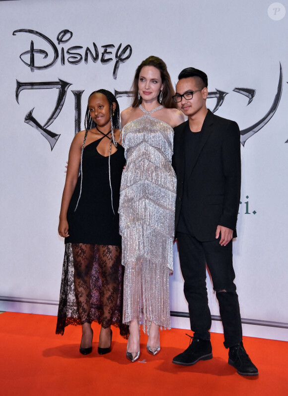 (De gauche à droite) Zahara Marley Jolie-Pitt, Angelina Jolie et Maddox Jolie-Pitt assistent à la première japonaise du film "Maléfique : Mistress of Evil" à Tokyo, au Japon, le 3 octobre 2019. Photo par Keizo Mori/UPI/ABACAPRES.COM