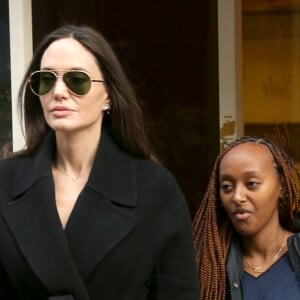 Angelina Jolie et Zahara Marley Jolie-Pitt quittent Desert Vintage dans le Lower East Side à New York City, NY, USA le 11 janvier 2023. Photo par Christopher Peterson/Splash News/ABACAPRESS.COM