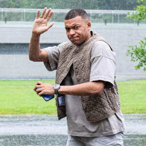 Kylian Mbappé - Arrivée des joueurs de l'Equipe de France de football à Clairefontaine, le 29 mai 2024. © Baptiste Autissier / Panoramic / Bestimage