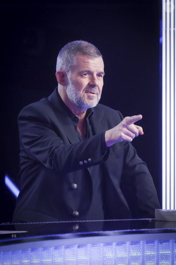 Exclusif - Eric Naulleau - Sur le plateau de l'émission TPMP (Touche Pas à Mon Poste) présentée en direct par C.Hanouna et diffusée sur C8 - Paris le 05/09/2023 - © Jack Tribeca / Bestimage