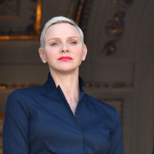 La princesse Charlene de Monaco durant la procession de la Fête Dieu sur la place du Palais, le 16 juin 2022.© Bruno Bebert / Bestimage 