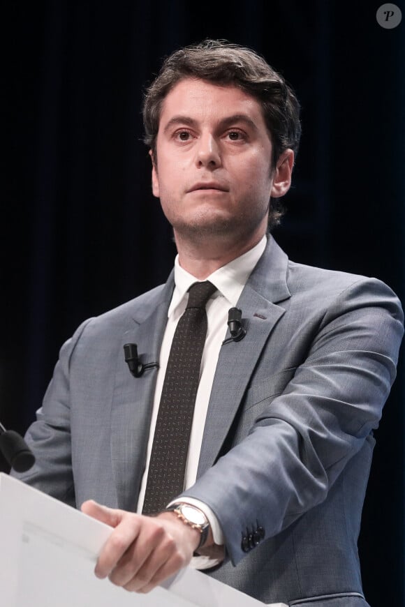 Le premier ministre, Gabriel Attal lors du meeting " Besoin d'Europe" de Valérie Hayer, tête de liste de la majorité Renaissance pour les élections européennes à la maison de la mutualité, le 7 mai 2024. © Stéphane Lemouton / Bestimage