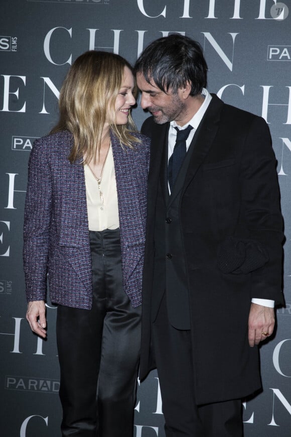 Vanessa Paradis et son compagnon Samuel Benchetrit (réalisateur) - Avant-première du film "Chien" au cinéma MK2 Bibliothèque à Paris, France, le 5 mars 2018. © Olivier Borde/Bestimage 