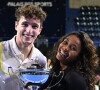 Ugo Humbert et Tessah Andrianjafitrimo, déjà ensemble par le passé
Ugo Humbert lors de son sacre à Marseille. Il pose avec son trophée et sa compagne Tessah Andrianjafitrimo. Février 