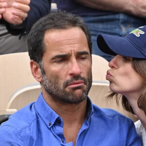 Florent Peyre et sa compagne assistent aux Internationaux de France de tennis 2019 - Jour neuf à Roland Garros, le 3 juin 2019 à Paris, en France. Photo par Laurent Zabulon / ABACAPRESS.COM