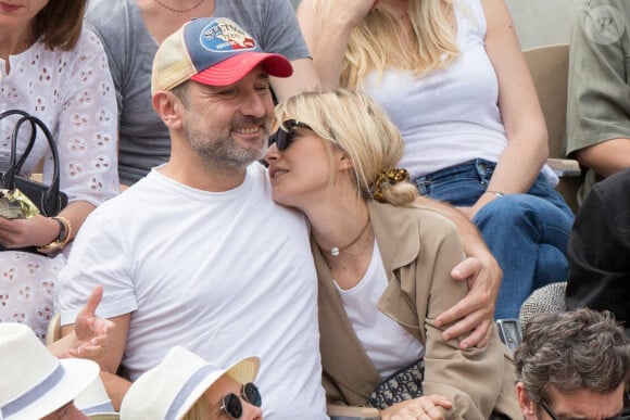 Gilles Lellouche et Alizee Guinochet dans les tribunes lors des Internationaux de France de tennis à Roland-Garros le 09 juin 2019 à Paris, France. Photo par Nasser Berzane/ABACAPRESS.COM