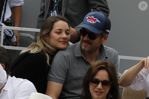 Marion Cotillard, Guillaume Canet au stade Roland-Garros, Paris, France, le 9 juin 2019. Photo par Henri Szwarc/ABACAPRESS.COM