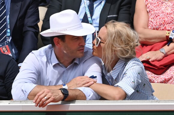 Elodie Gossuin et son mari Bertrand Lacherie assistent aux Internationaux de France de tennis 2019 - Jour dix à Roland Garros, le 4 juin 2019 à Paris, en France. Photo par Laurent Zabulon / ABACAPRESS.COM