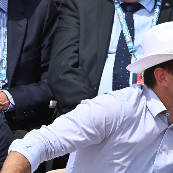 Elodie Gossuin et son mari Bertrand Lacherie assistent aux Internationaux de France de tennis 2019 - Jour dix à Roland Garros, le 4 juin 2019 à Paris, en France. Photo par Laurent Zabulon / ABACAPRESS.COM