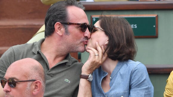 PHOTOS Jean Dujardin et Nathalie Péchalat, Marion Cotillard et Guillaume Canet... les plus beaux baisers de Roland Garros